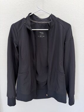 Cherokee iflex scrub jacket